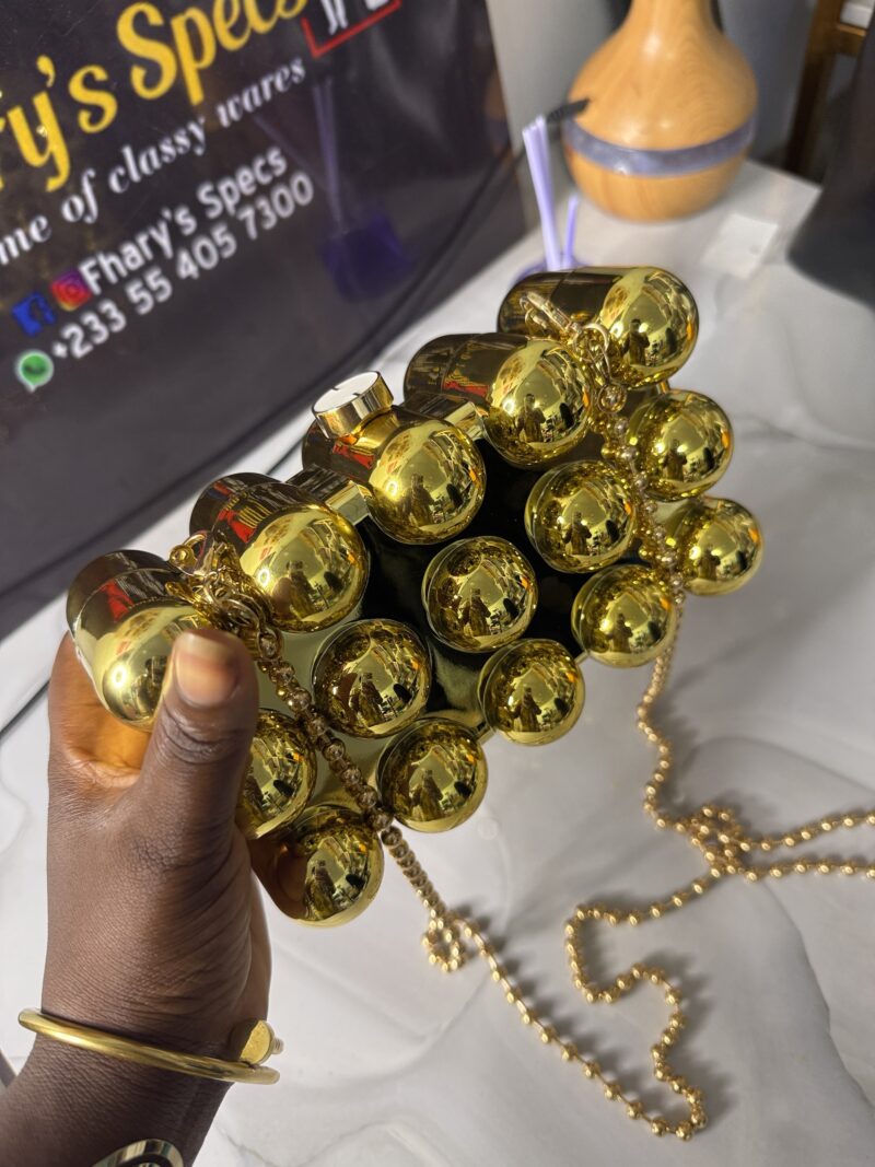 Bubble acrylic clutch bag - Image 3